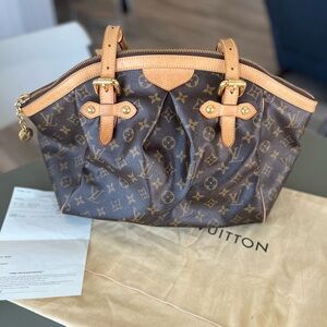 W/ receipt! EUC Louis Vuitton Tivoli GM guaranteed authentic